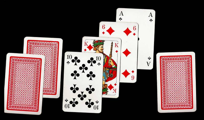 Bí quyết quan sát bài ngửa – Vũ khí đọc vị đối thủ
